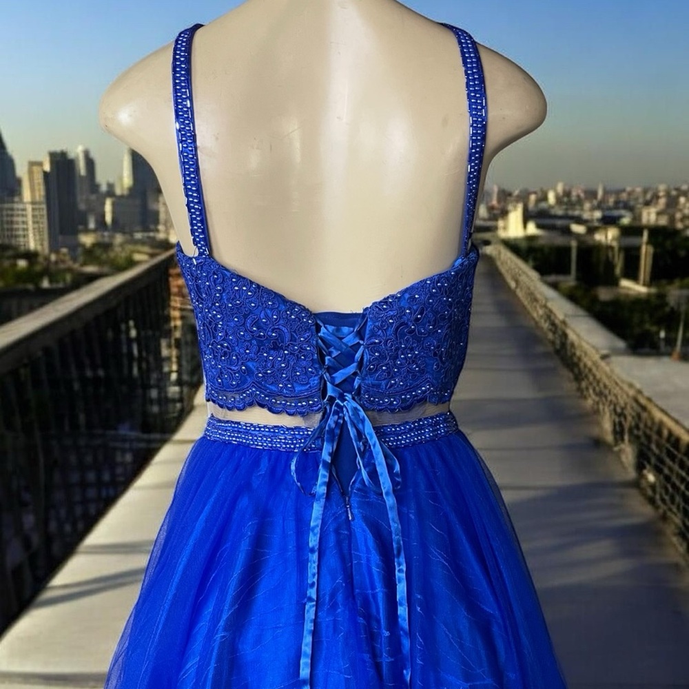 #0030~ Anny Lee Size M 
Sapphire Blue Dress